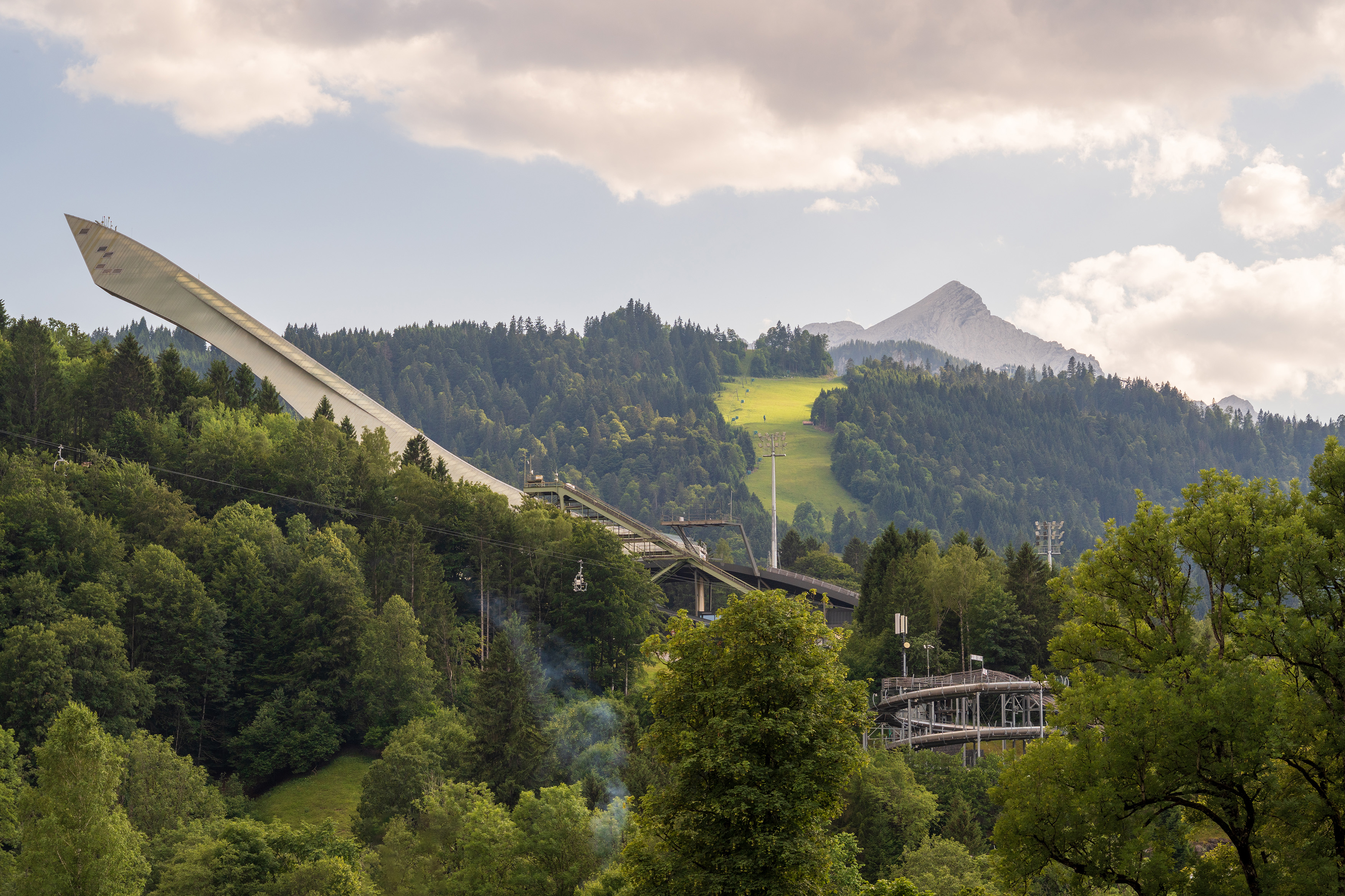 Olympicskistadium.jpg