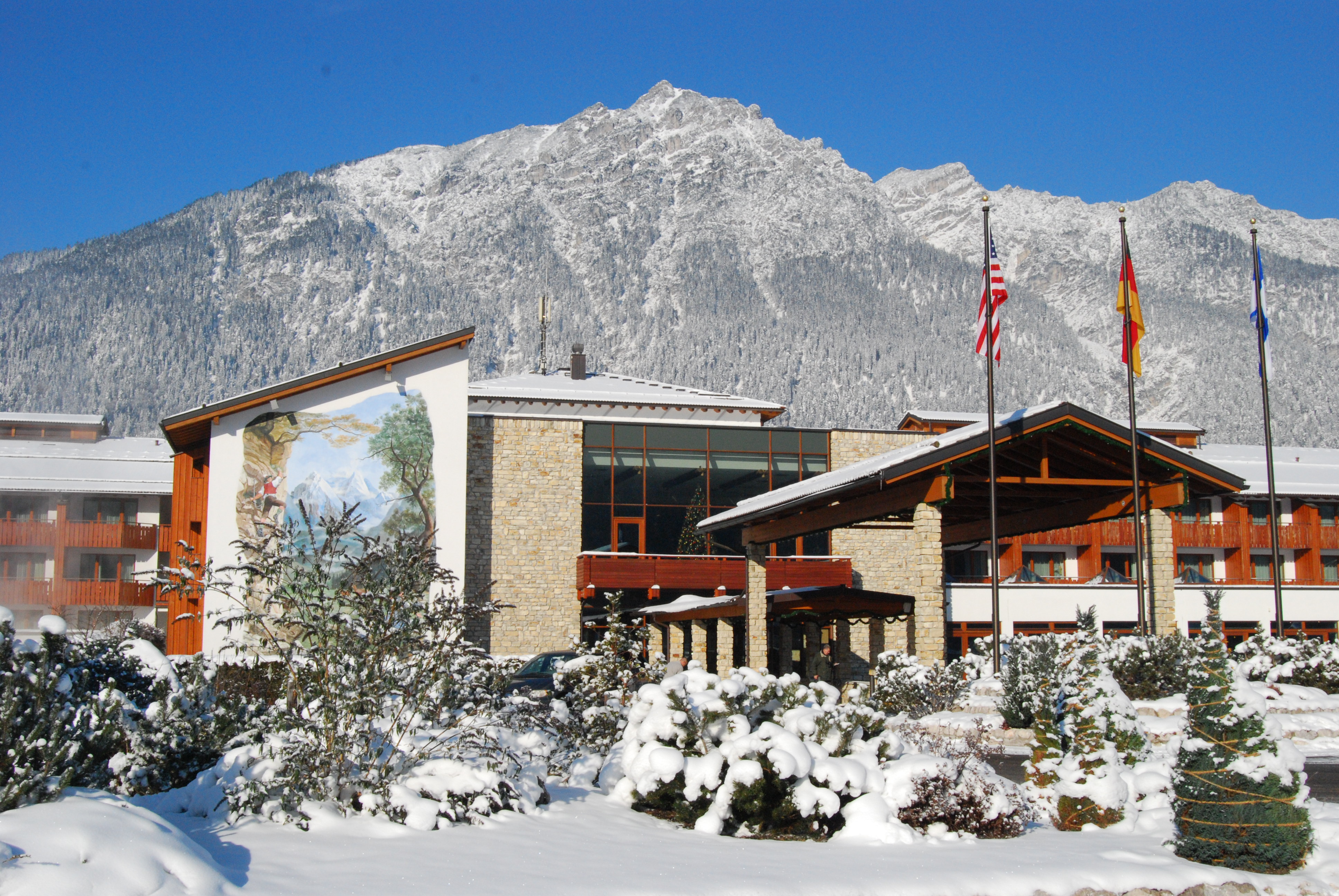 Edelweiss Lodge and Resort in Winter