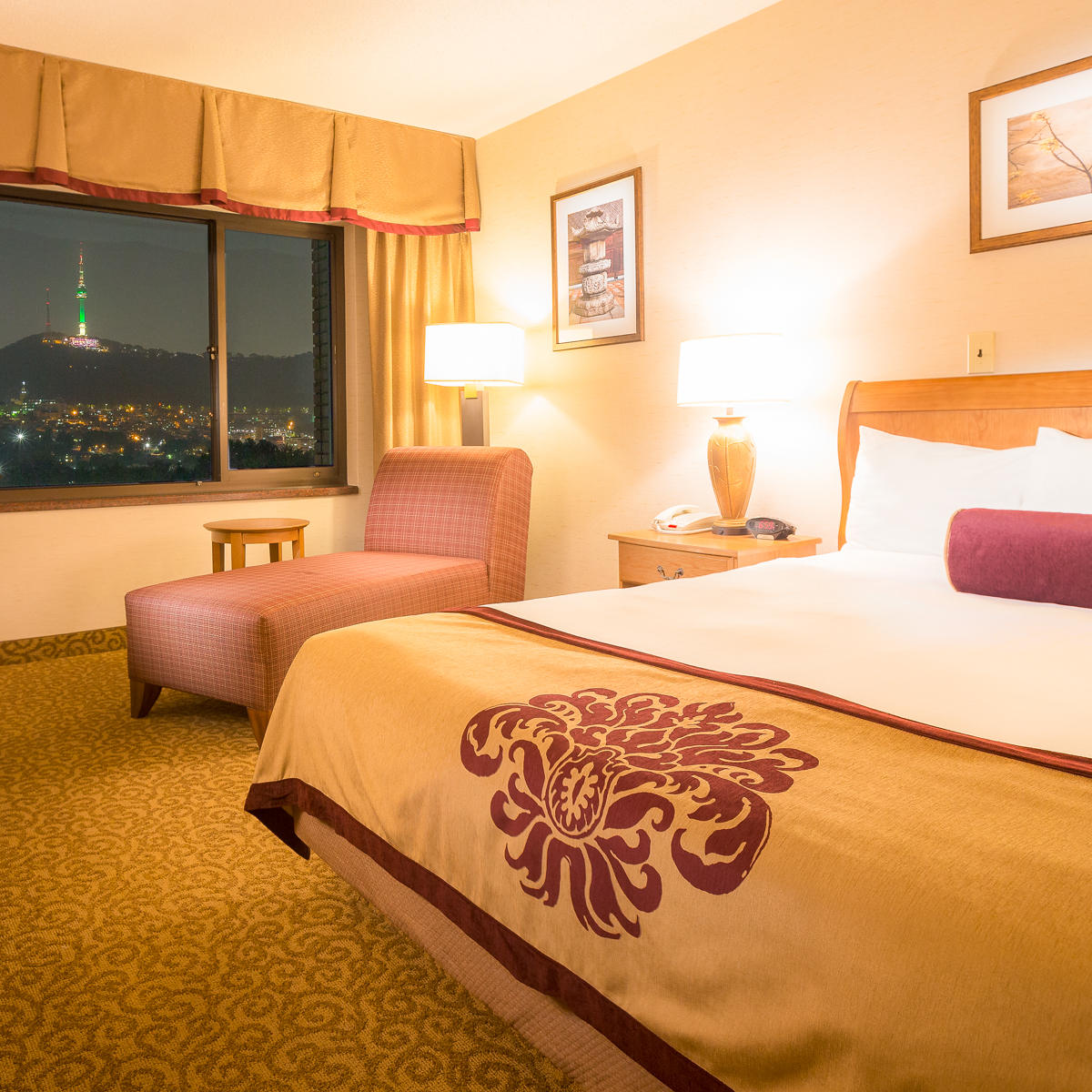 Dragon Hill Lodge, South Korea