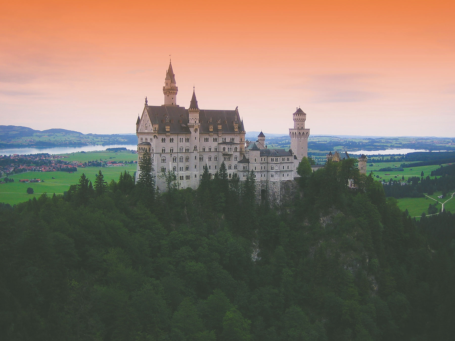 Neuschwanstein Castle in Fall
